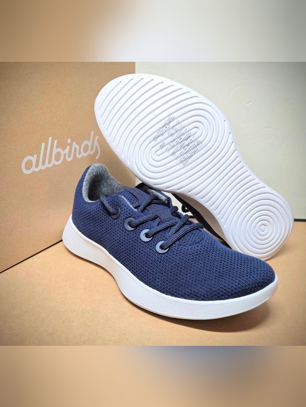 New Allbirds Women's 10.5 Tree Runner NZ Sneakers - Navy blue, Wool Lining